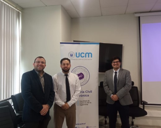 Nuevos egresados en Ingeniería Civil Electrónica