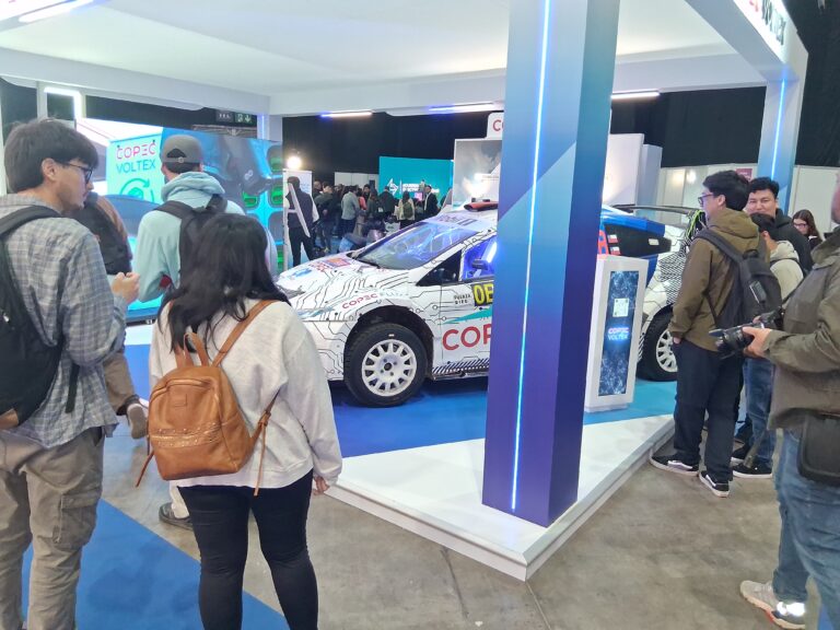 Visita a la Experiencia-E, energías renovables, electromovilidad y sostenibilidad