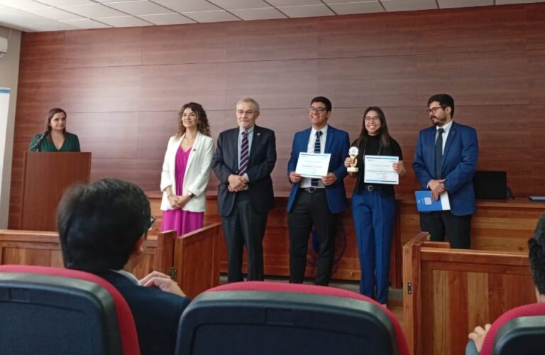 Estudiantes de Ingeniería Civil Electrónica UCM Obtienen Reconocimiento Innovador