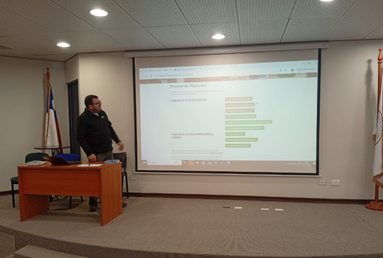 Escuela de Ingeniería Civil Electrónica realiza charla informativa semestral sobre procesos de práctica profesional y titulación
